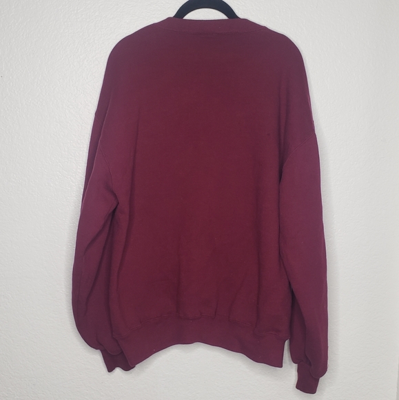 Vintage Russell Athletic Burgundy Sweatshirt - Picture 4 of 6